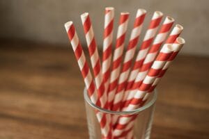 Hvorfor er sugerør stribede?