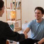 Når hverdagen presser: Hvornår giver det mening at tale med en psykolog?