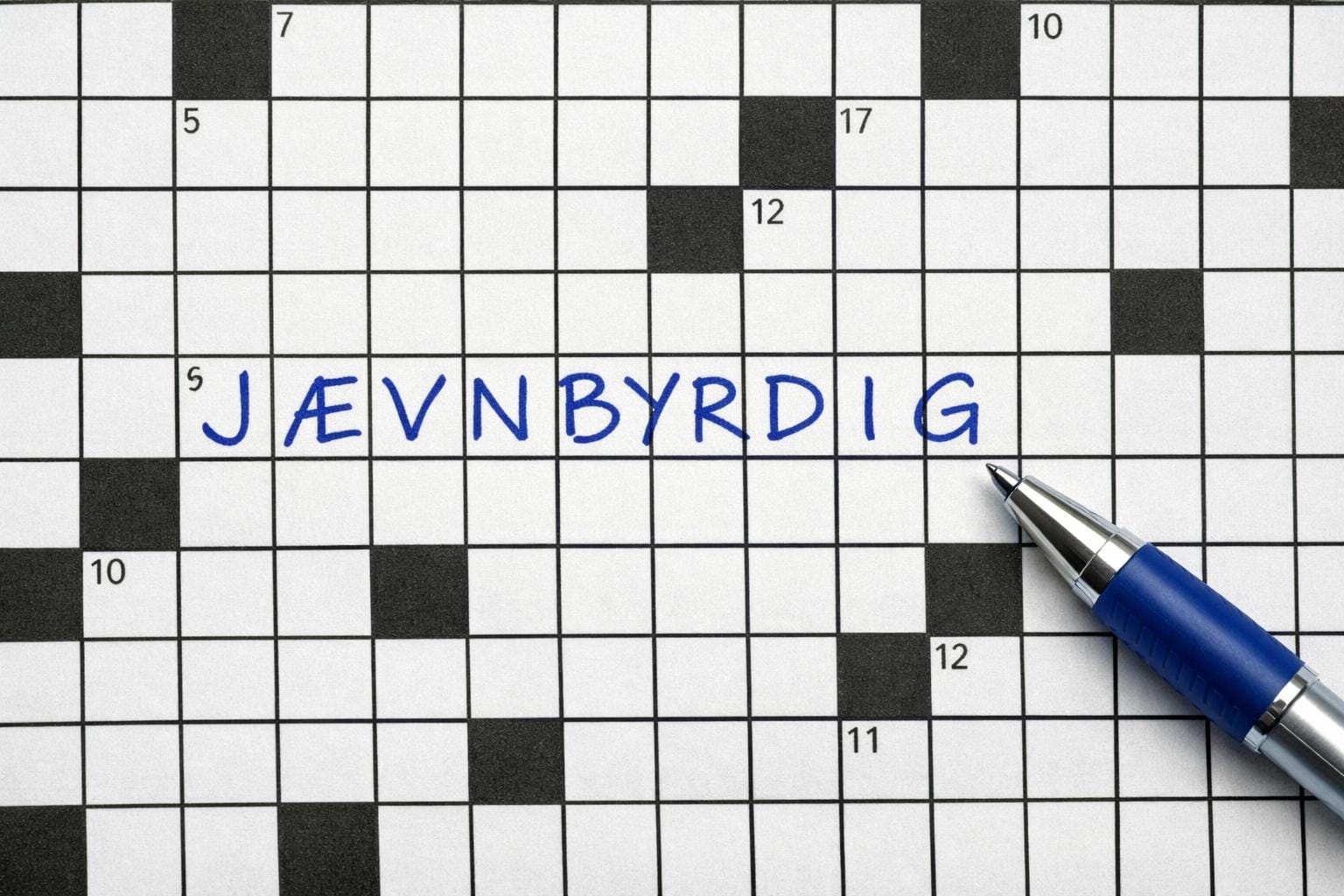 jævnbyrdig krydsord